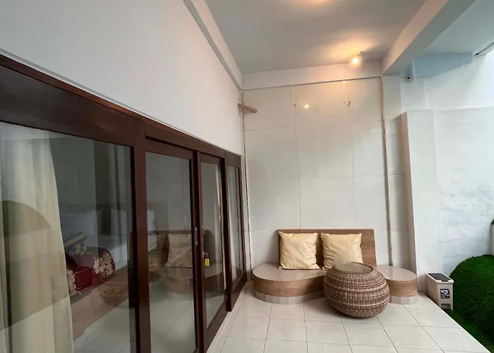 Barong Cafe Bungalow&restaurant Amed