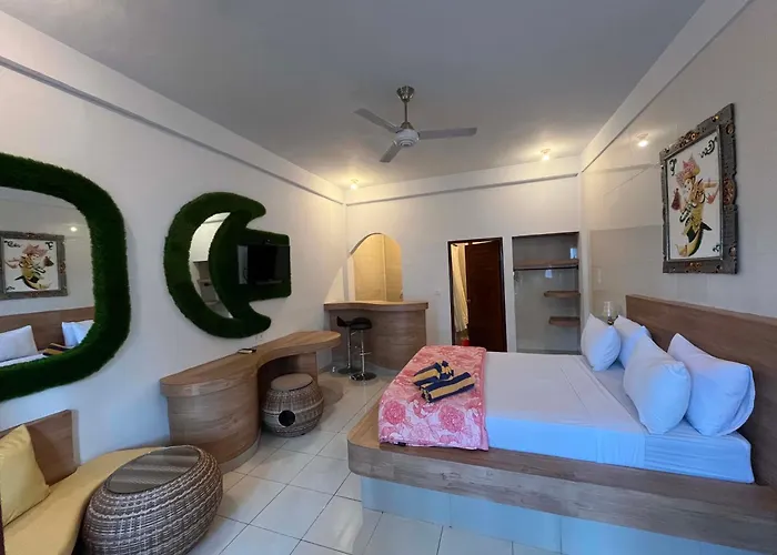 Barong Cafe Bungalow&restaurant Ferienpark